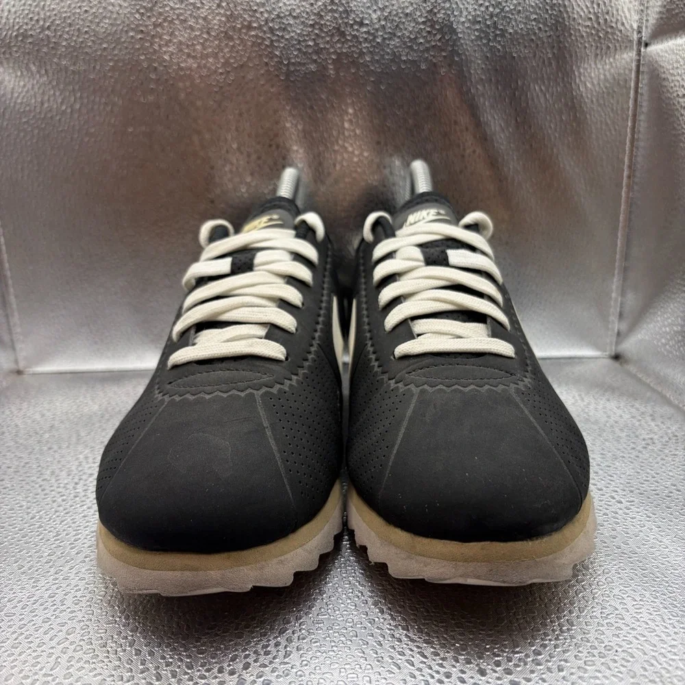 Size 8 Nike Cortez Ultra Moire Black Tan Lace-Up Comfort Sneakers 844893-004